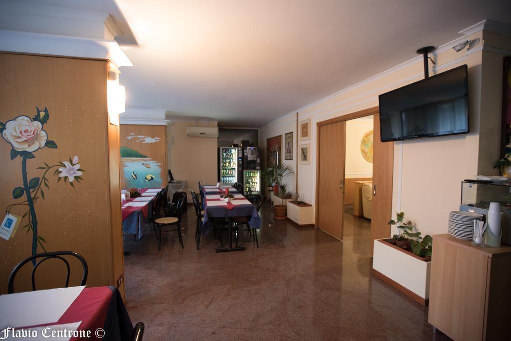 Cristal Hotel